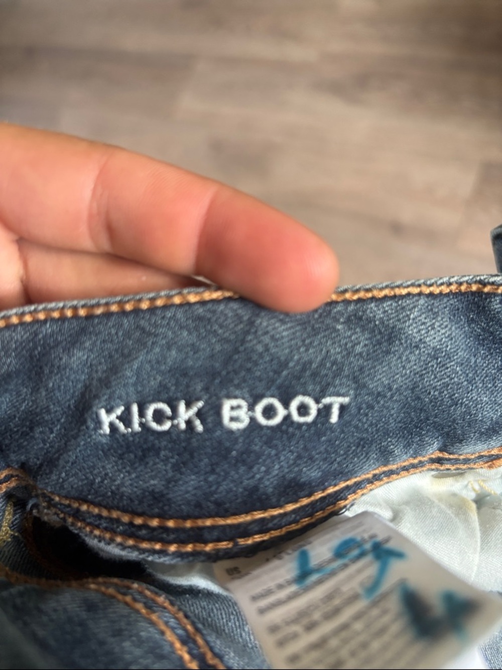 American Eagle Outfitters Dark Blue kick boot Jeans - Picture 6 of 8